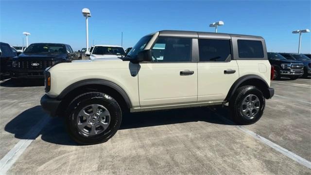 new 2025 Ford Bronco car, priced at $46,057
