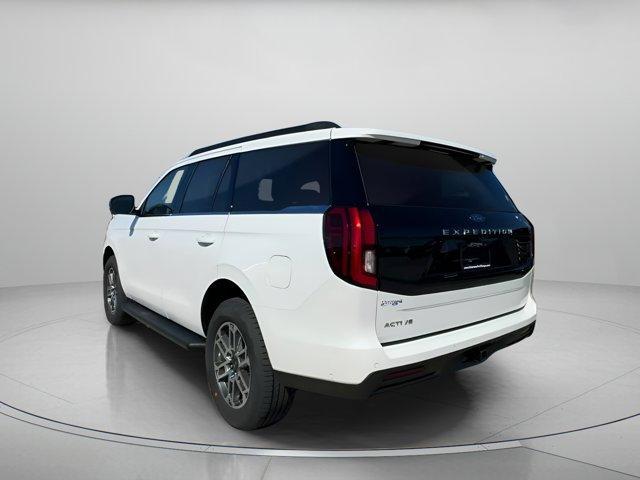 new 2025 Ford Expedition car, priced at $69,090