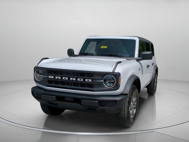 new 2025 Ford Bronco car, priced at $43,455