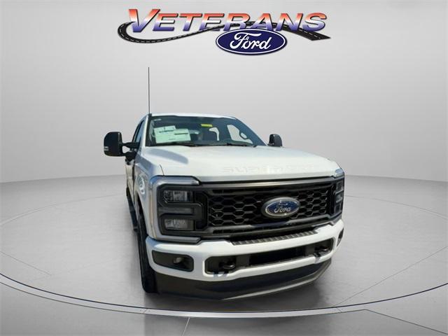 new 2025 Ford F-350 car, priced at $69,815
