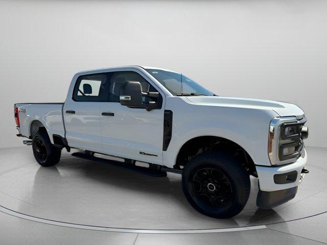 new 2025 Ford F-350 car, priced at $69,094
