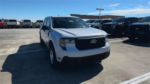 new 2025 Ford Maverick car