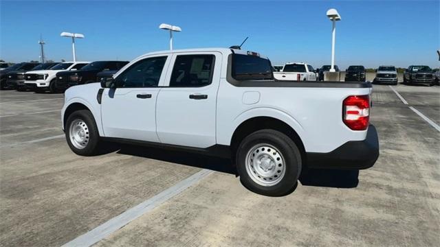 new 2025 Ford Maverick car