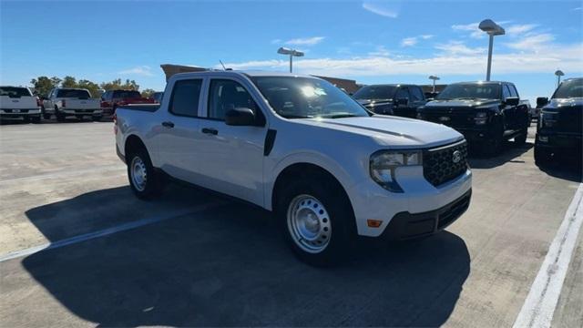 new 2025 Ford Maverick car