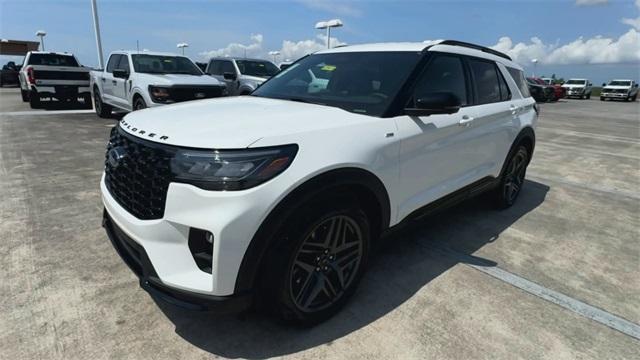 new 2025 Ford Explorer car, priced at $46,135