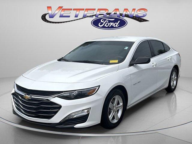 used 2022 Chevrolet Malibu car, priced at $18,487
