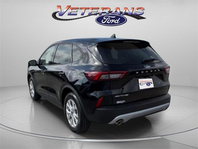 new 2025 Ford Escape car, priced at $29,631