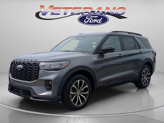 new 2025 Ford Explorer car, priced at $45,725