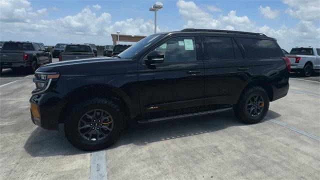 new 2025 Ford Expedition car, priced at $82,195