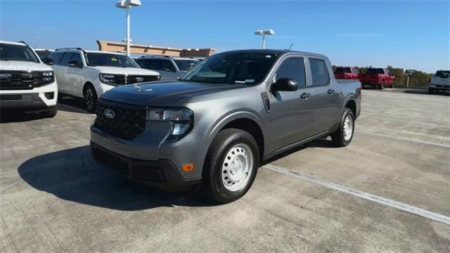 new 2025 Ford Maverick car, priced at $30,235