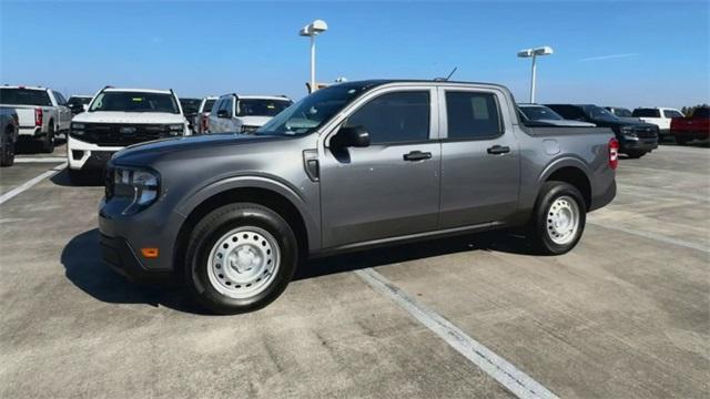 new 2025 Ford Maverick car, priced at $30,235