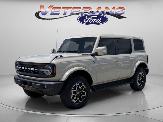 new 2025 Ford Bronco car, priced at $52,790