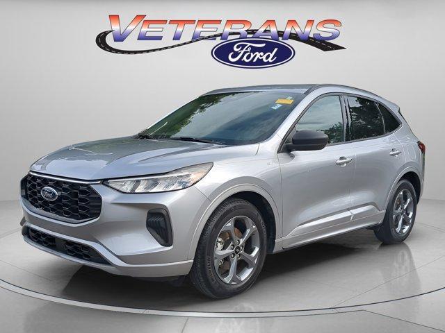 used 2023 Ford Escape car, priced at $20,996