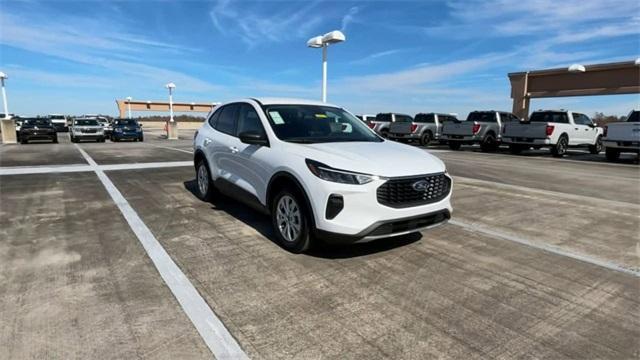 new 2025 Ford Escape car, priced at $27,068