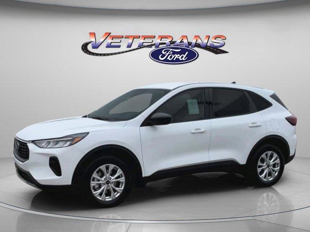new 2025 Ford Escape car, priced at $28,512