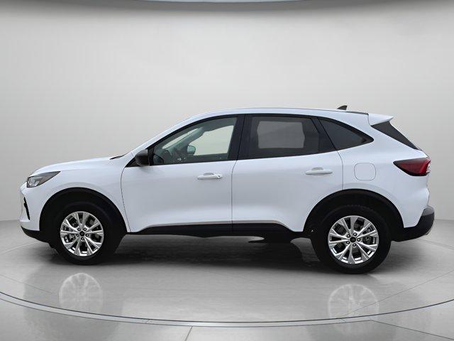 new 2025 Ford Escape car, priced at $25,999