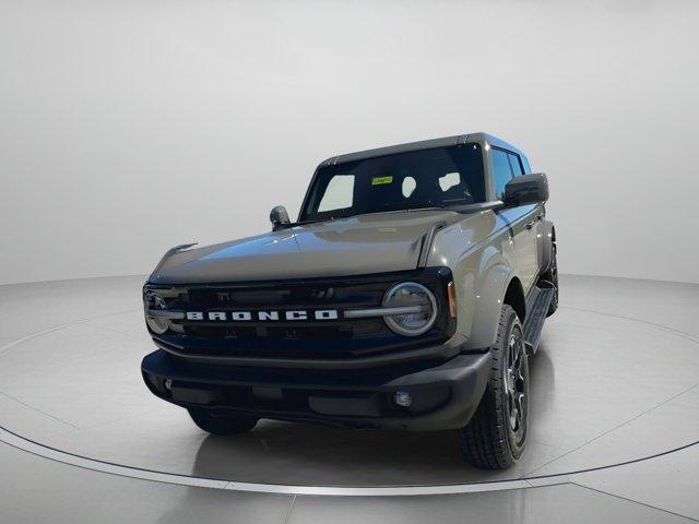 new 2025 Ford Bronco car, priced at $50,117