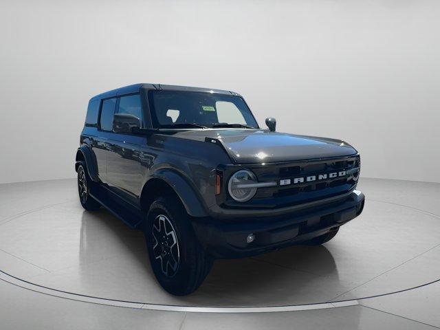 new 2025 Ford Bronco car, priced at $50,117