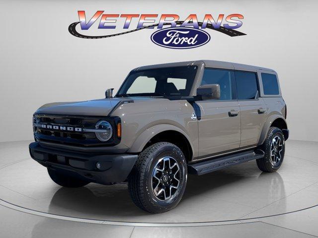 new 2025 Ford Bronco car, priced at $50,117