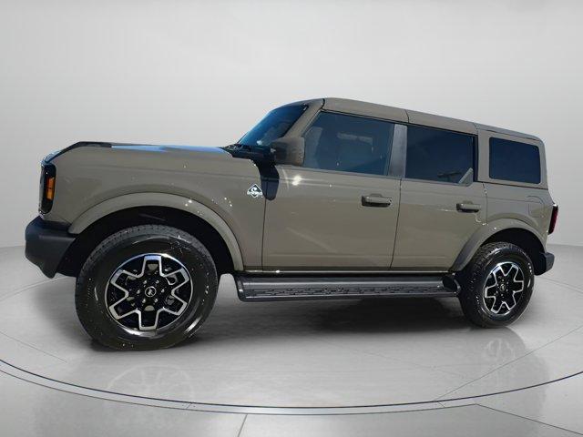 new 2025 Ford Bronco car, priced at $50,117