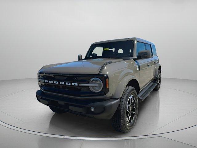 new 2025 Ford Bronco car, priced at $50,117