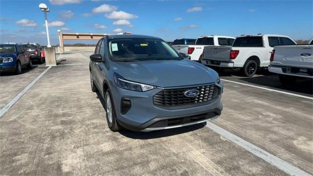 new 2025 Ford Escape car, priced at $28,960