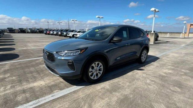 new 2025 Ford Escape car, priced at $28,960