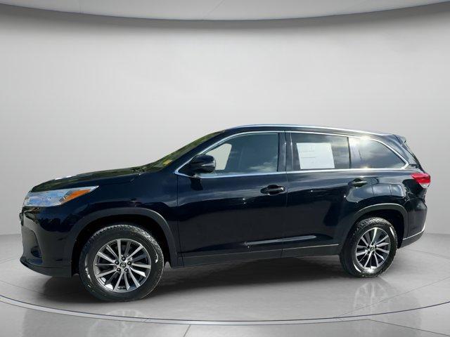 used 2019 Toyota Highlander car, priced at $22,990