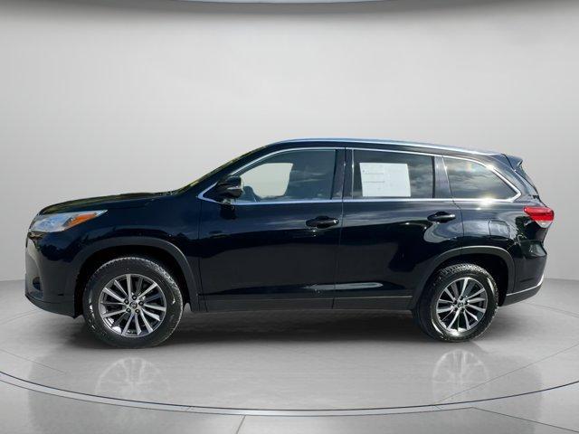 used 2019 Toyota Highlander car, priced at $22,990