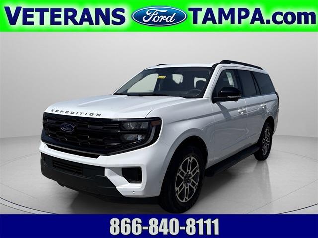 new 2025 Ford Expedition car, priced at $68,110