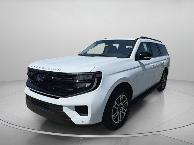 new 2025 Ford Expedition car, priced at $66,748
