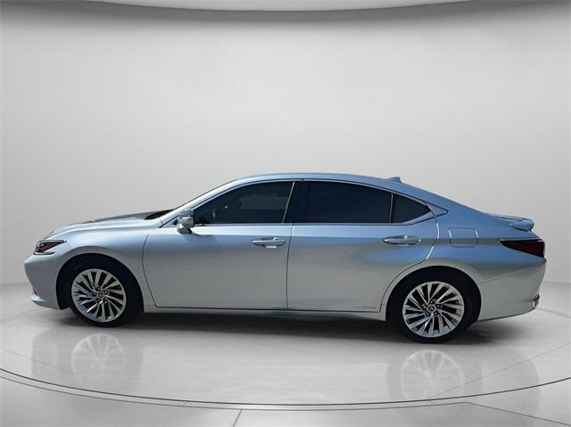 used 2022 Lexus ES 300h car, priced at $42,998