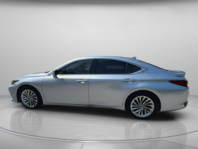 used 2022 Lexus ES 300h car, priced at $39,997