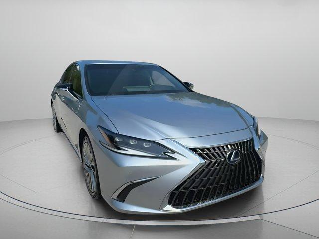 used 2022 Lexus ES 300h car, priced at $39,997