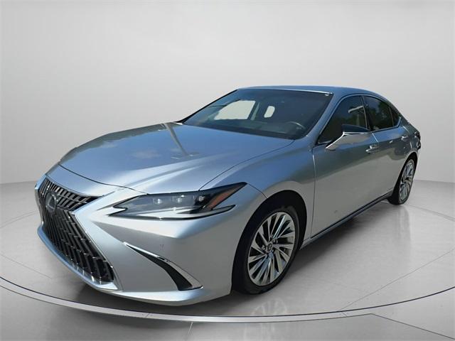 used 2022 Lexus ES 300h car, priced at $42,998