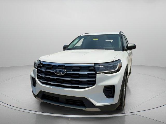 new 2025 Ford Explorer car, priced at $39,616