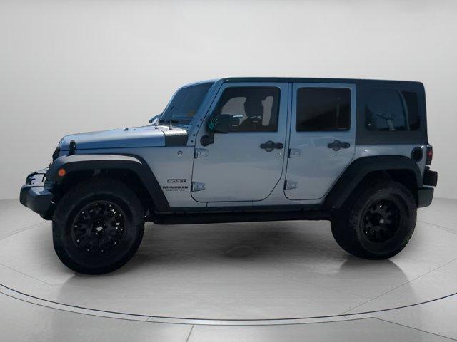 used 2015 Jeep Wrangler Unlimited car, priced at $17,999