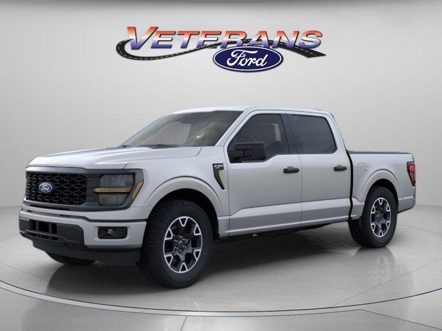 new 2025 Ford F-150 car, priced at $43,646