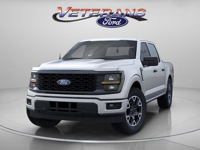 new 2025 Ford F-150 car, priced at $43,646