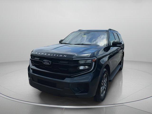 new 2025 Ford Expedition car, priced at $68,607