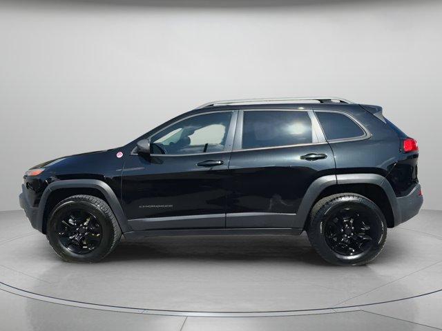 used 2016 Jeep Cherokee car, priced at $10,498
