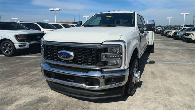 new 2025 Ford F-350 car, priced at $91,384