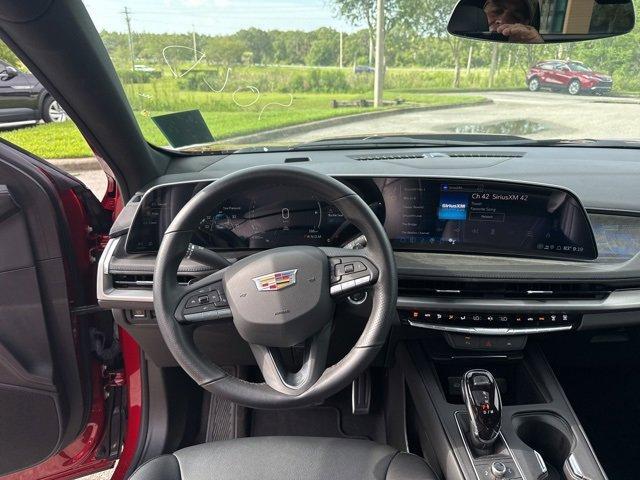 used 2024 Cadillac XT4 car, priced at $41,999