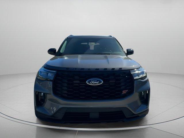 new 2025 Ford Explorer car, priced at $56,462