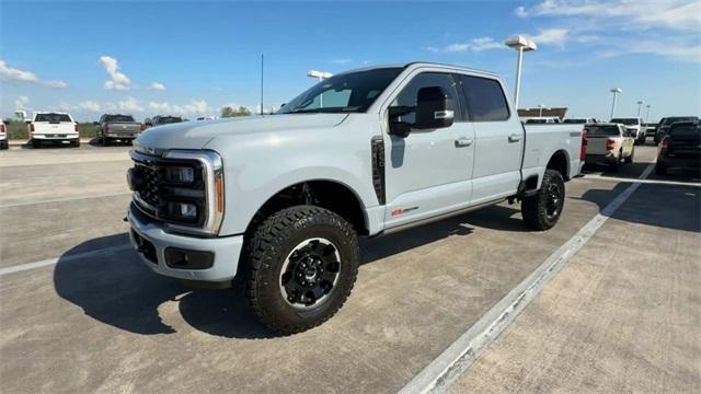 new 2025 Ford F-250 car, priced at $91,520