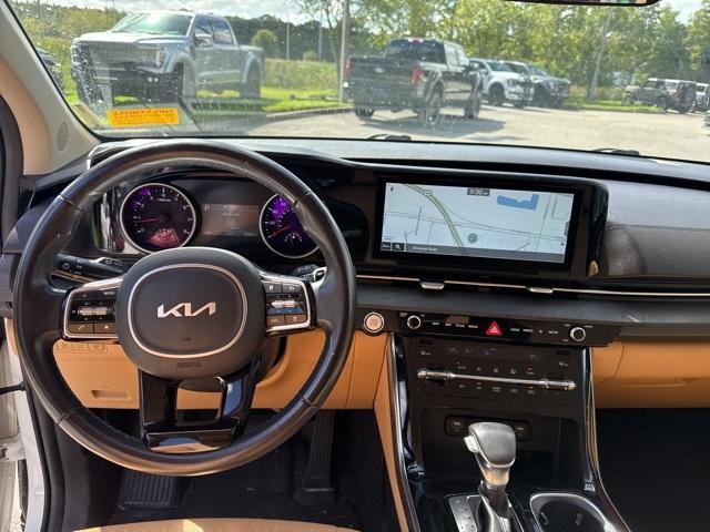 used 2022 Kia Carnival car, priced at $27,999