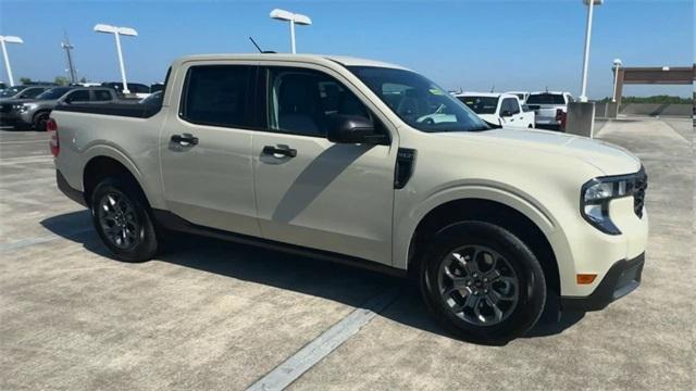 new 2025 Ford Maverick car, priced at $29,674