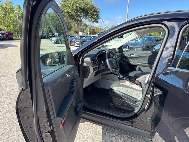 used 2023 Ford Escape car, priced at $28,989