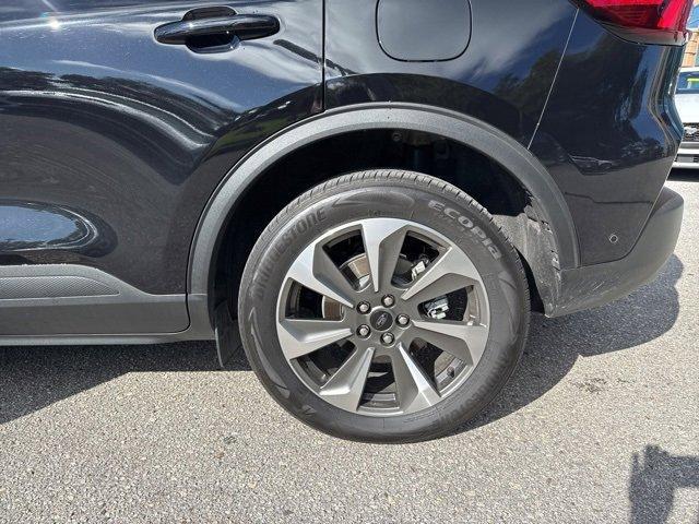 used 2023 Ford Escape car, priced at $28,989