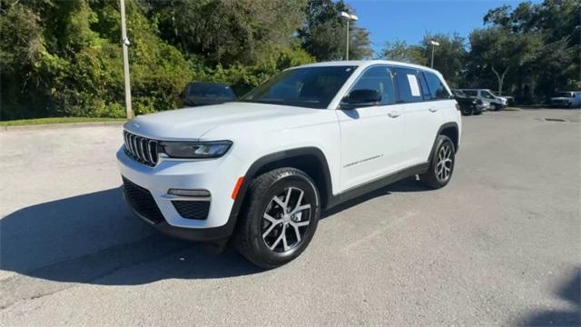 used 2025 Jeep Grand Cherokee car, priced at $39,999